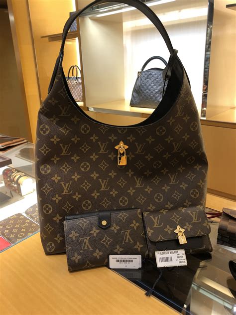 where to buy louis vuitton handbags in paris|louis vuitton paris france outlet.